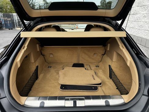 Used 2015 Porsche Panamera S image 9