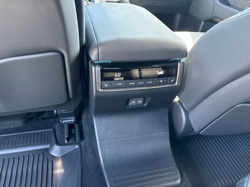 Certified 2025 Lexus GX 550 w/ Accessory Package (Z1) AWD/4WD image 19