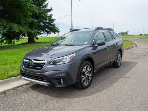 Used 2020 Subaru Outback Limited XT w/ Popular Package #2 image 1