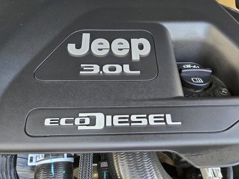 Used 2021 Jeep Wrangler Unlimited Rubicon w/ Dual Top Group image 7