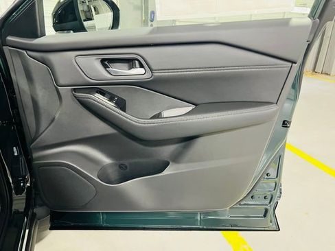 New 2026 Nissan Rogue SV FWD image 33