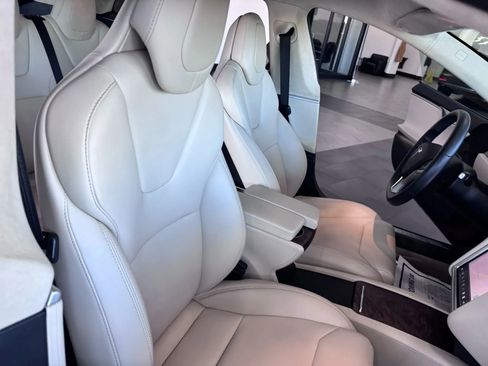 Used 2017 Tesla Model S 100D image 13