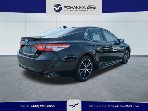 Used 2020 Toyota Camry SE image 5