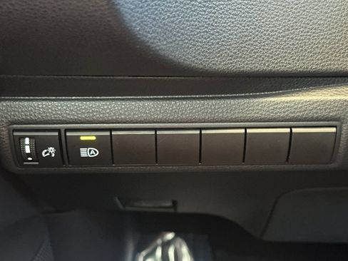 Certified 2024 Toyota Corolla LE FWD image 30
