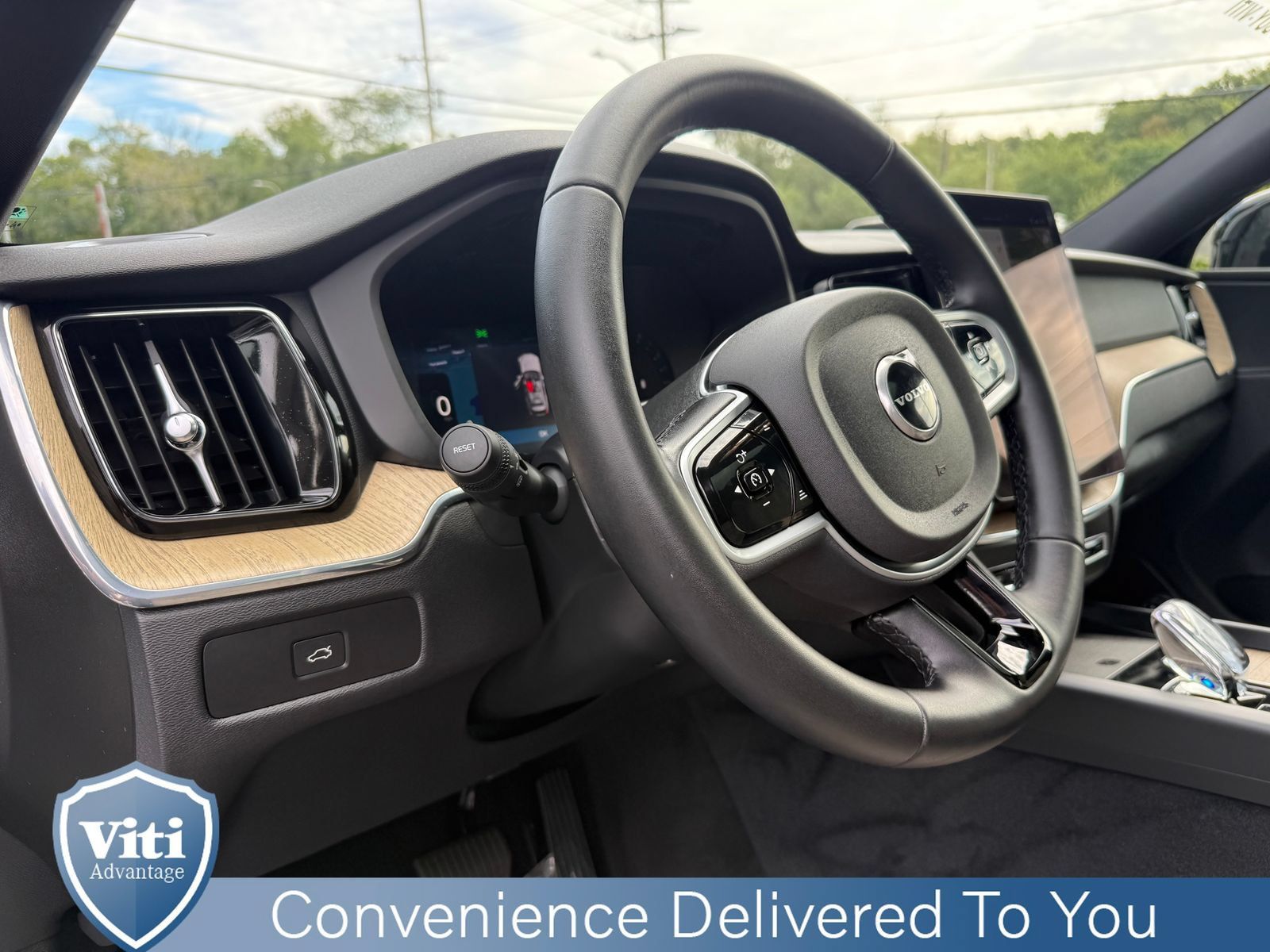 Used 2026 Volvo XC60 B5 Plus w/ Protection Package Premier AWD/4WD image 16