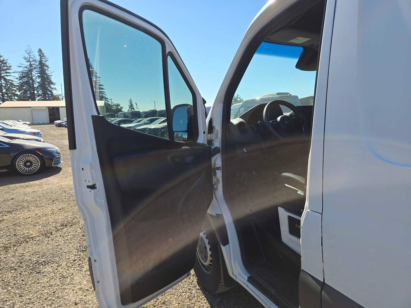 Used 2020 Mercedes-Benz Sprinter 2500 image 20