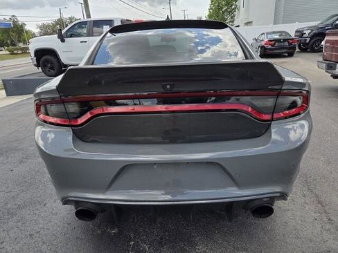 Used 2019 Dodge Charger Scat Pack RWD image 19