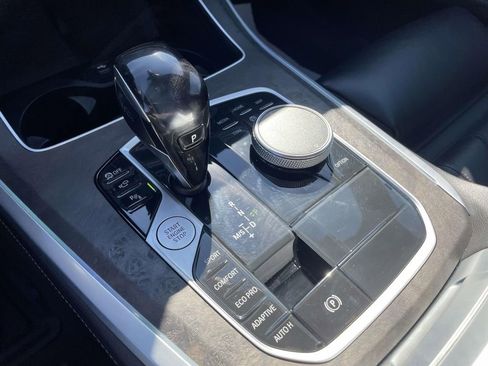 Used 2022 BMW X5 sDrive40i w/ Parking Assistance Package image 27