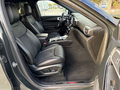 Certified 2022 Ford Explorer ST w/ ST Street Pack image 25