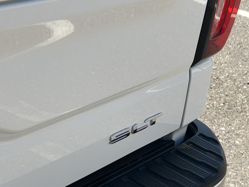 Used 2025 GMC Sierra 1500 SLT RWD image 11