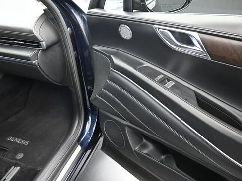Used 2024 Genesis GV80 2.5T AWD/4WD image 24