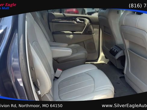 Used 2013 Buick Enclave Leather FWD image 13