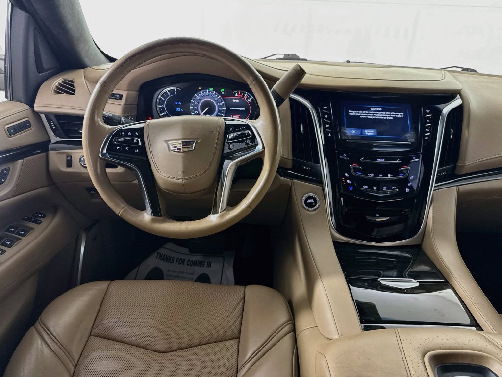 Used 2019 Cadillac Escalade ESV Platinum RWD image 27