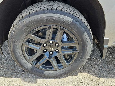 New 2026 Chevrolet Silverado 1500 RST w/ RST All Star Premium Package AWD/4WD image 12
