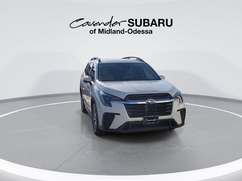 Used 2023 Subaru Ascent Premium w/ Convenience Package AWD/4WD image 2