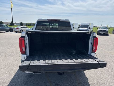 Used 2020 GMC Sierra 1500 Denali w/ Denali Ultimate Package AWD/4WD image 10