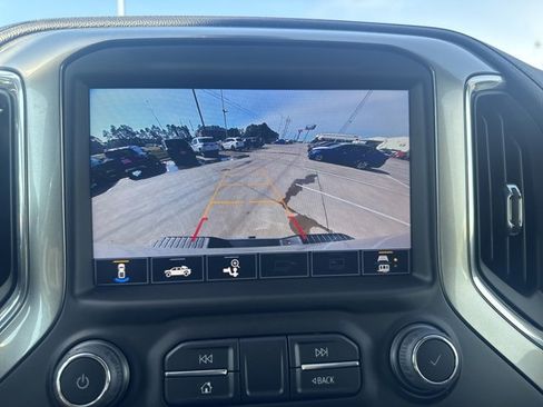 Used 2022 Chevrolet Silverado 2500 LTZ w/ Gooseneck/5TH Wheel Package image 22