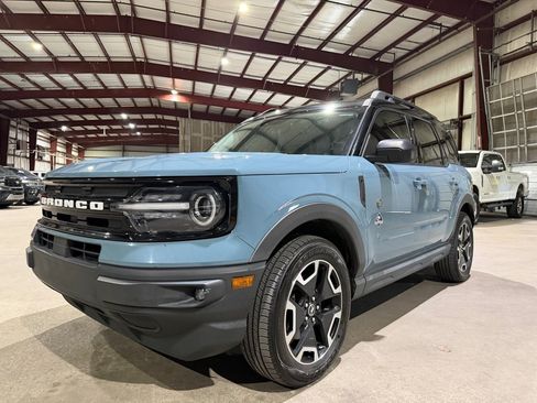 Used 2022 Ford Bronco Sport Outer Banks w/ Tech Package AWD/4WD image 9