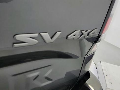 Used 2024 Nissan Frontier SV w/ Technology Package image 31