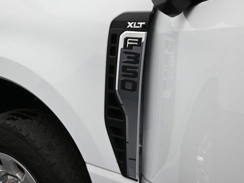 Used 2024 Ford F350 XLT w/ 360-Degree Camera Package image 24