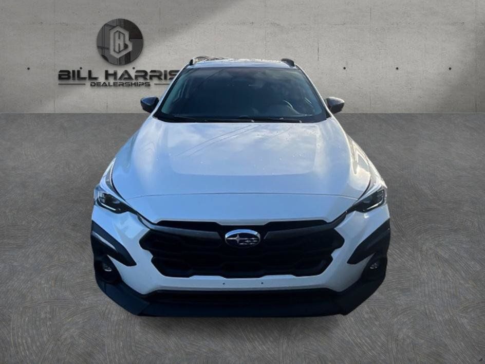 Used 2024 Subaru Crosstrek 2.5i Limited AWD/4WD image 2