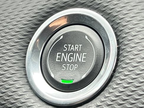 Certified 2026 Chevrolet Equinox LT AWD/4WD image 33