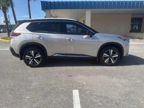 Used 2023 Nissan Rogue Platinum w/ Platinum Premium Package FWD image 4