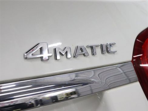Used 2018 Mercedes-Benz GLA 250 4MATIC image 10