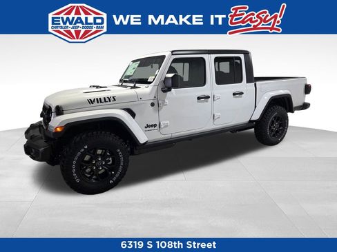 New 2026 Jeep Gladiator Willys image 21