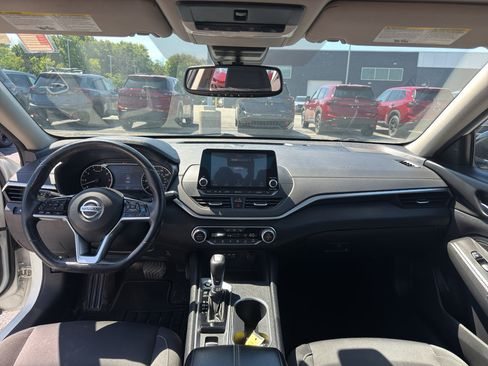 Used 2019 Nissan Altima 2.5 SV AWD/4WD image 26