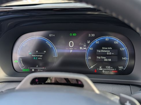 New 2025 Toyota Crown Signia image 17