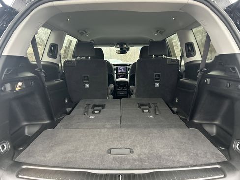 Used 2023 Jeep Grand Cherokee L Laredo image 11