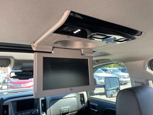 Used 2015 GMC Sierra 3500 Denali w/ Duramax Plus Package image 23