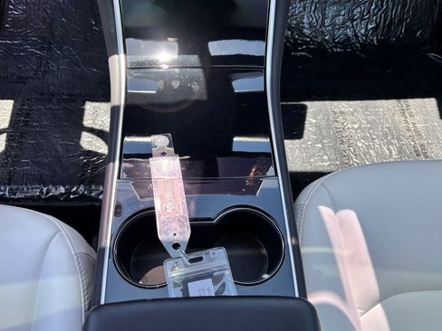 Used 2019 Tesla Model 3 Long Range AWD/4WD image 28
