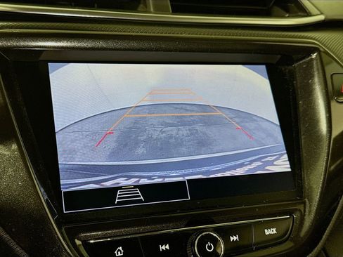 Certified 2023 Chevrolet TrailBlazer LT w/ Convenience Package FWD image 11