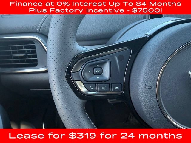New 2025 VinFast VF 8 Plus AWD/4WD image 18