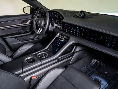 New 2025 Porsche Taycan Turbo image 13