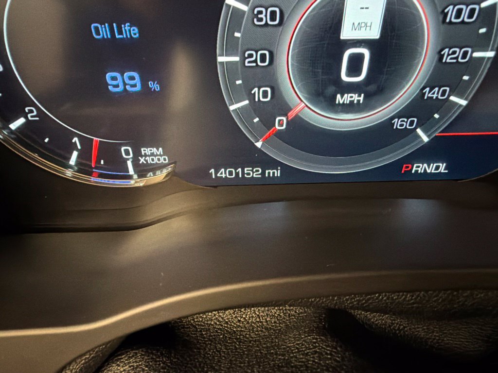 Used 2018 Cadillac Escalade Premium Luxury AWD/4WD image 21