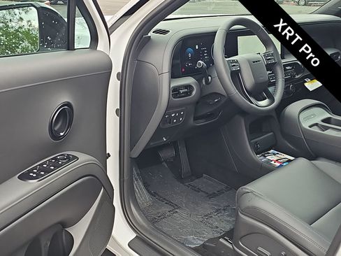 Certified 2026 Hyundai Palisade XRT Pro AWD/4WD image 10