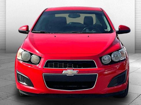 Used 2015 Chevrolet Sonic LT image 2