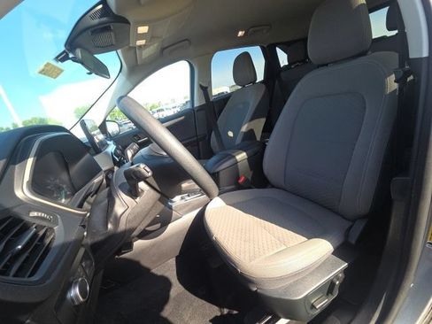 Used 2022 Ford Escape SE FWD image 22