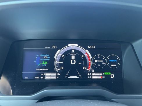 New 2025 Toyota Tundra Platinum image 15