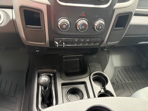 Used 2018 RAM 2500 Tradesman w/ Chrome Appearance Group AWD/4WD image 30