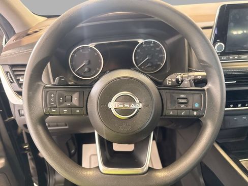 Used 2023 Nissan Rogue SV AWD/4WD image 15