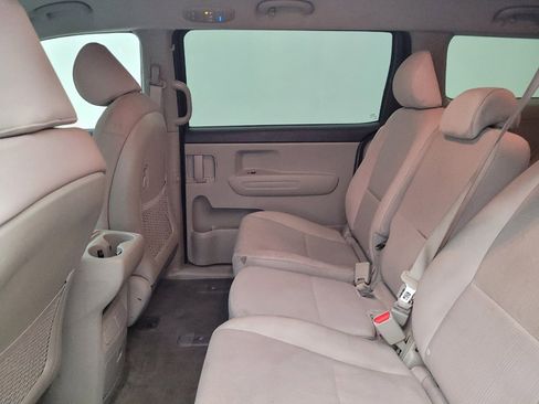 Used 2019 Kia Sedona LX FWD image 18