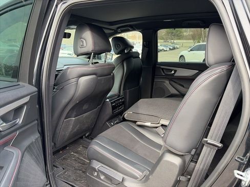 Used 2023 Acura MDX A-Spec image 9