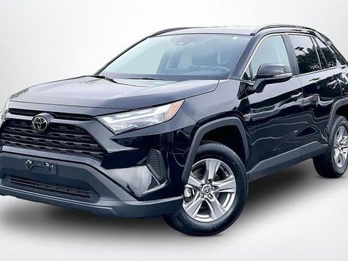 Used 2024 Toyota RAV4 XLE FWD image 2