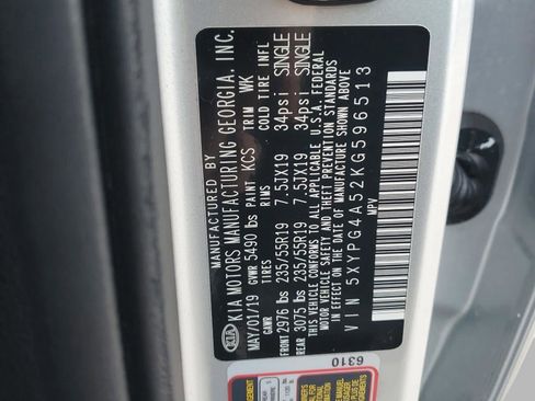 Certified 2019 Kia Sorento S image 32