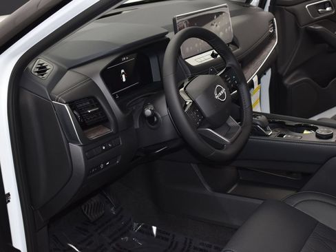 New 2026 Nissan Rogue Platinum w/ Platinum Premium Package AWD/4WD image 7
