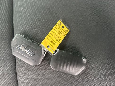Used 2021 Jeep Wrangler Sport image 30